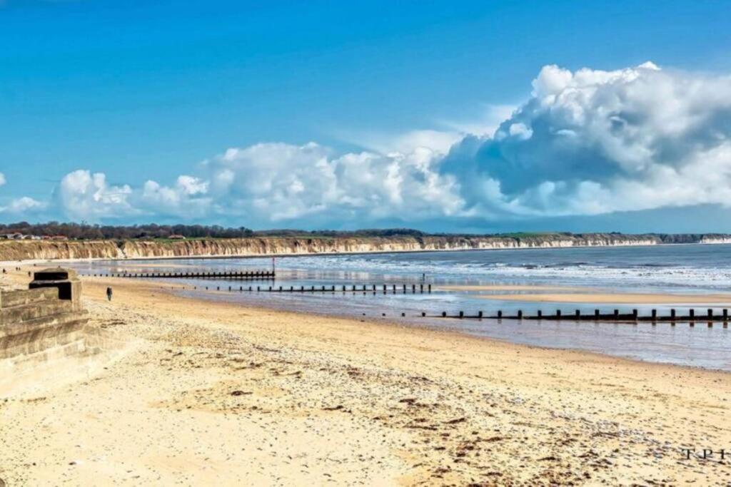 Luxurious Bridlington Villa Sleeps 13 Экстерьер фото