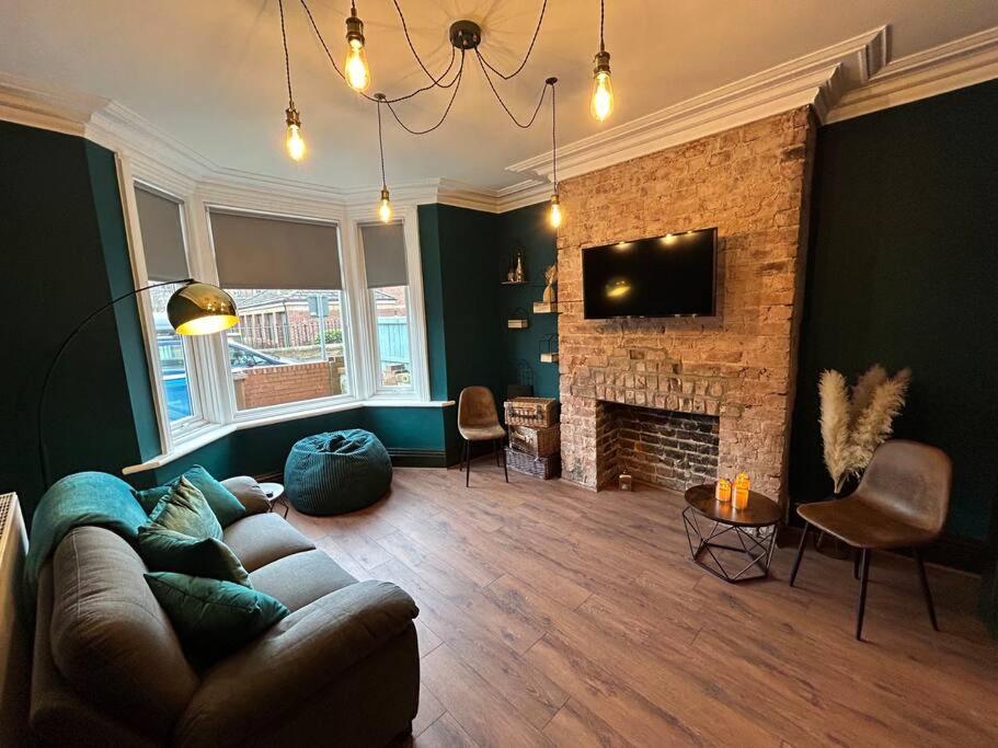 Luxurious Bridlington Villa Sleeps 13 Экстерьер фото